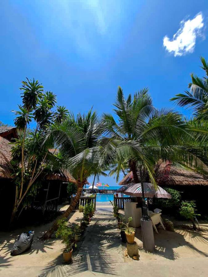 Malibest Resort Pantai Cenang  Exterior photo